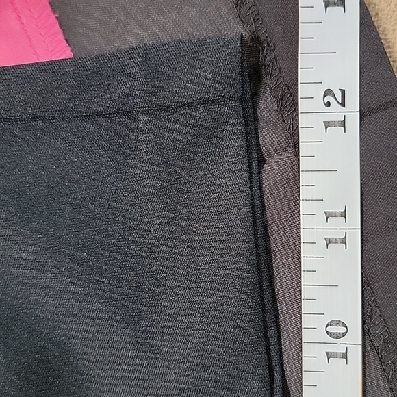 Izod XFG Cool FX Black Pink Stripe Pleated Athletic Skort Size12 EUC - Picture 11 of 12